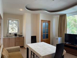 Гостиница Арзы Симеиз Апартаменты с 2 спальнями-2